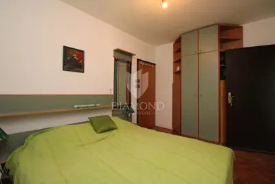 Kuća 320 m², Klenovica - pogled na more i terasa - 8
