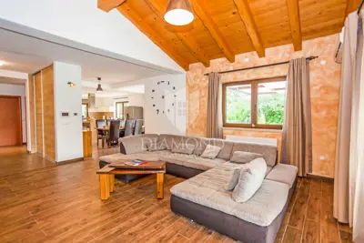 Rovinj, okolica, predivna prostrana kuća na osami - 3