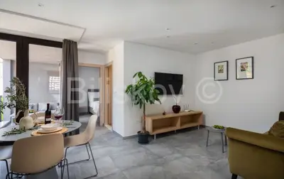 Vis, Komiža - small residential building with 3 apartments - 9
