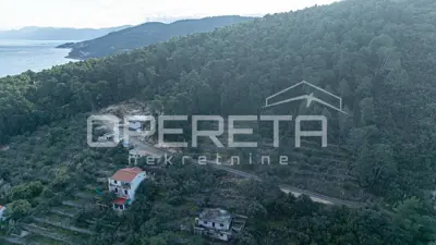 Građevinsko zemljište od 934 m², drugi red od mora, otok Korčula - 4