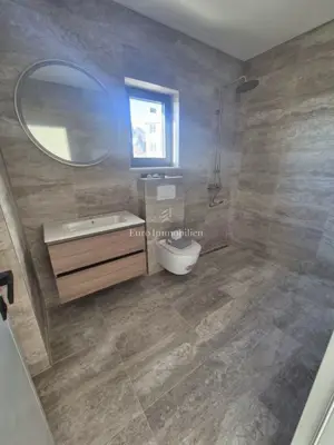Apartment 136.55 m², Primošten - 3 bedrooms and loggia - 7