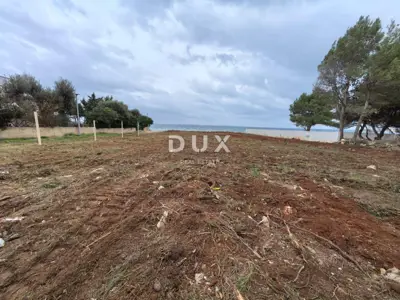 Bauland, Vir - erste Reihe zum Meer und fertiges Projekt - 3