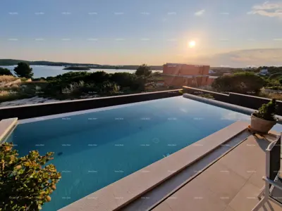 Prodaje se luksuzna vila u Medulinu – 100 m od mora - 6