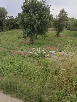 Poljoprivredno zemljište u Šišanu, 1.000 m² uz glavnu prometnicu - 2