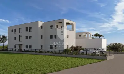 Stan u Poreču, vrt i natkrivena terasa - 17