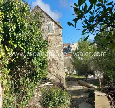 Kamena kuća 107 m², Otok Brač - prvi red do mora - 10