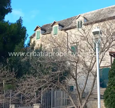 Kamena kuća 107 m², Otok Brač - prvi red do mora - 5