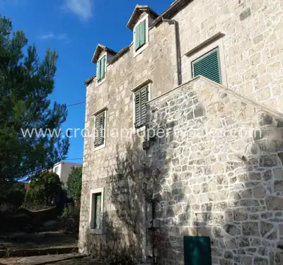 Kamena kuća 107 m², Otok Brač - prvi red do mora - 7