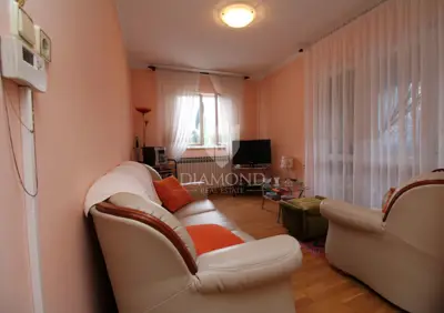 Kuća 240 m², Labin - 3 spavaće sobe i terasa - 4