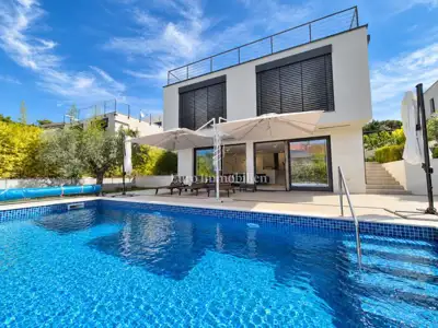 Villa 212 m², Malinska na Krku, bazen i pogled na more - 3