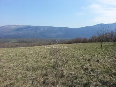 Land plot for sale in Kršan