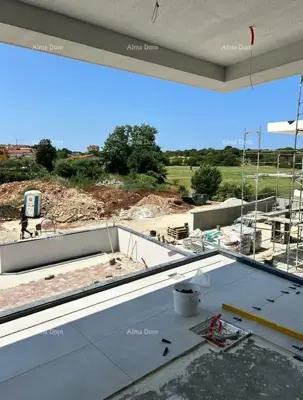 Wohnung, Štinjan, 1. Stock, 3 Schlafzimmer und große Terrasse