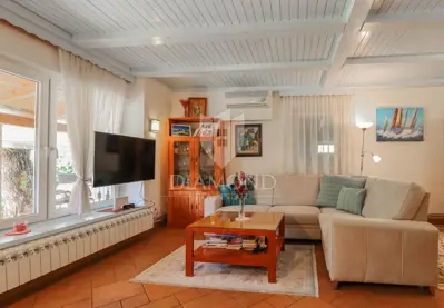 Kuća 144 m², Lovrečica - velika građevinska okućnica - 6