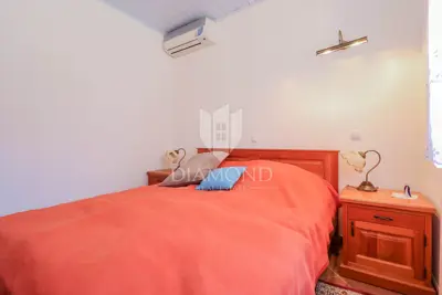 Kuća 144 m², Lovrečica - velika građevinska okućnica - 11