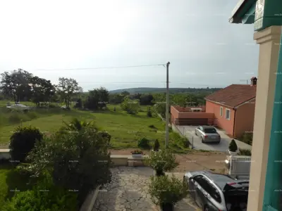 Prodaje se vila, blizina Marčane. - 17