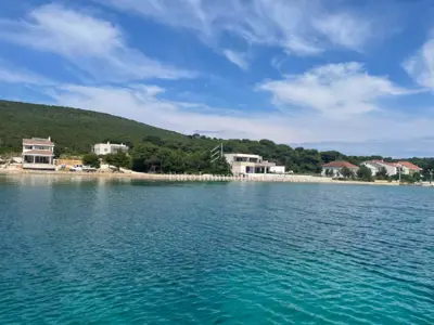 Building plot 1,080 m², Molat - peaceful surroundings - 2