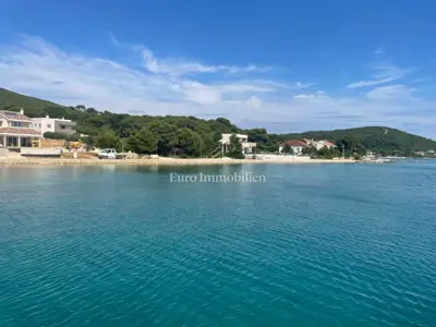Building plot 1,080 m², Molat - peaceful surroundings