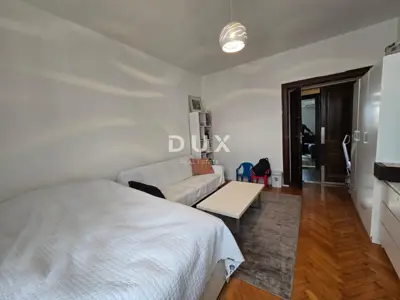 Apartment 61.8 m², Pula Centar - 2 bedrooms - 7