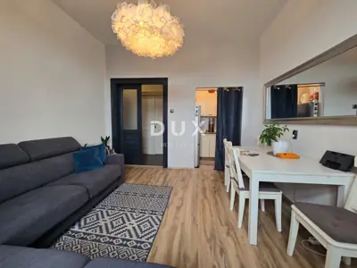 Apartment 61.8 m², Pula Centar - 2 bedrooms - 2