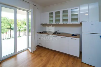 House 400 m², Poreč - pool and spacious yard - 12