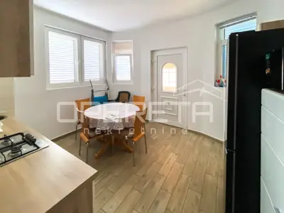 Wohnung 60 m², Srima - 2 Schlafzimmer, Terrasse - 6