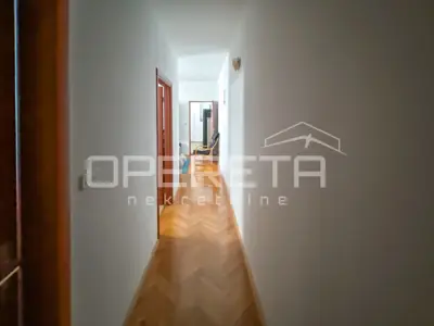 Wohnung 60 m², Srima - 2 Schlafzimmer, Terrasse - 11