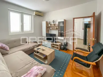 Wohnung 60 m², Srima - 2 Schlafzimmer, Terrasse - 3