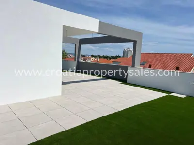 Kuća 115 m², Šibenik - blizu centra i plaže - 4