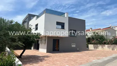 Kuća 115 m², Šibenik - blizu centra i plaže - 3