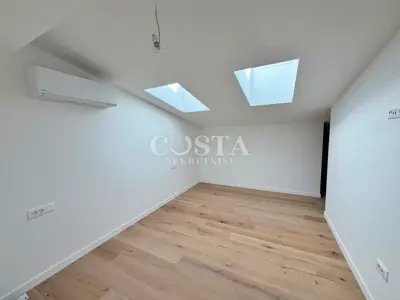 Wohnung zum Kauf in Višnjik, 72 m² - 11