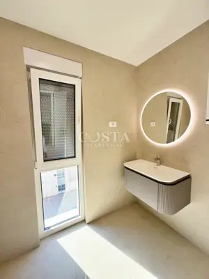 Wohnung zum Kauf in Višnjik, 72 m² - 4