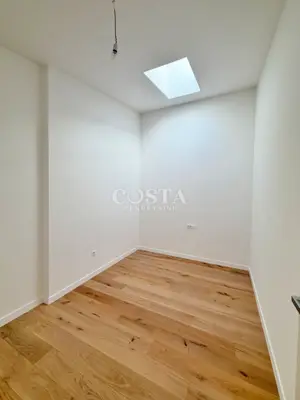 Wohnung zum Kauf in Višnjik, 72 m² - 10