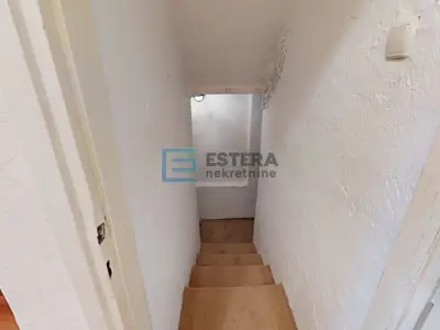 Kuća u nizu 90 m², Voćarsko naselje - vrt i terasa - 18