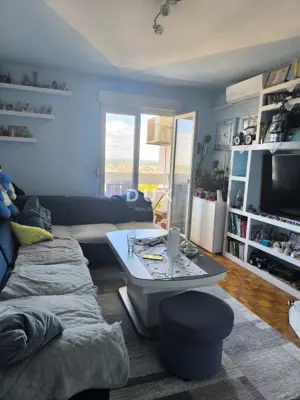 Stan 62 m², Veruda - 2 spavaće sobe i 2 terase - 2