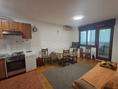 Long-term rental, Bol Split, 1 room