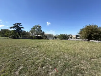 Building plot 500 m², Kanfanar - near school and kindergarten