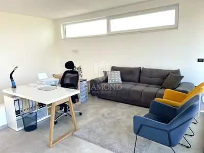 Haus zum Kauf in Krk, 250 m² - 22