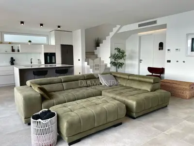 Haus zum Kauf in Krk, 250 m² - 14