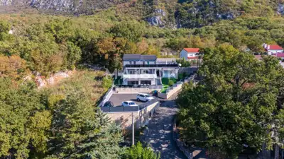Villa 250 m², Bribir - Meerblick und beheizter Pool - 11