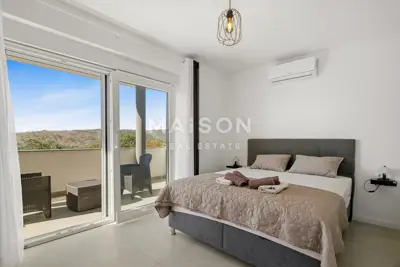 Villa 250 m², Bribir - Meerblick und beheizter Pool - 17