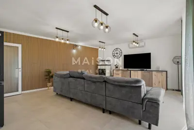 Villa 250 m², Bribir - Meerblick und beheizter Pool - 16