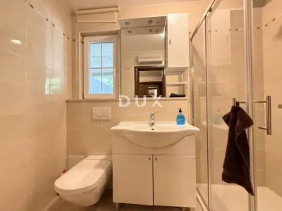 Villa 380 m², Brnčići - luxurious American style - 7