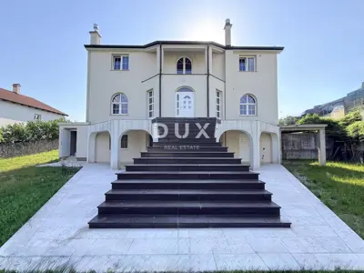 Villa 380 m², Brnčići - luxurious American style