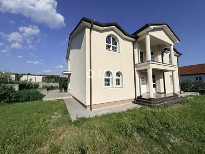Villa 380 m², Brnčići - luxurious American style - 17