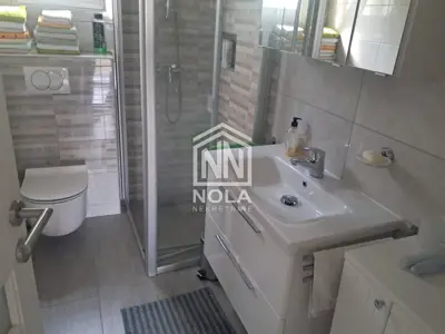 House 250 m², Turanj - 180 m from the sea - 9