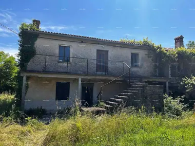 Kuća i staja, Barban, zemljište s voćkama i orasima - 2