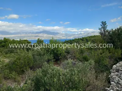Land, Brač, 42 555 m², 800 000 € - 4