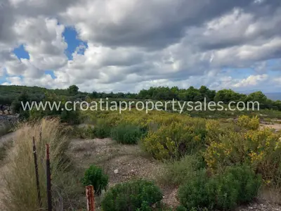 Land, Brač, 42 555 m², 800 000 € - 7