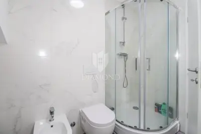 Wohnung 125 m², Rovinj - erste Reihe zum Meer - 8