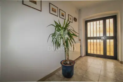 House 370 m², Momjan - center and sea view - 7